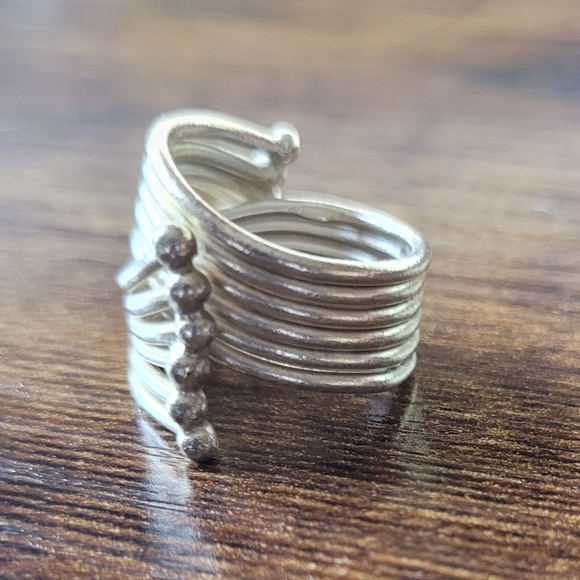 Sterling silver hug ring - Picture 5 of 8